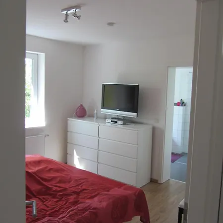 Moderner, Helle Ferienwohnung, Citynah